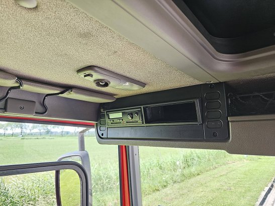 DAF CF 75.310 CF 75.310 2008 2 Tractor Units image 10