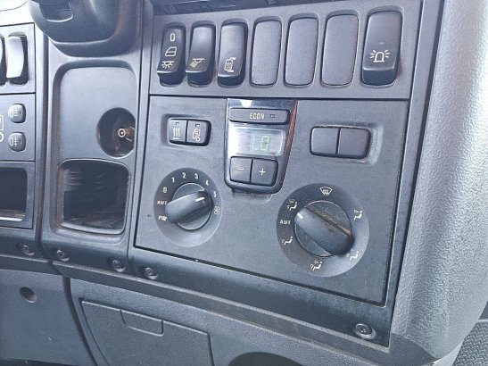 SCANIA R420 R420 2006 2 Tractor Units image 10
