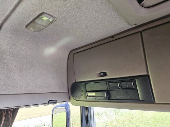 DAF XF 480 XF 480 2017 2 Tractor Units image 24