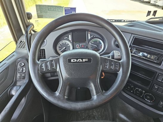 DAF XF 460 XF 460 2017 2 Tractor Units image 10