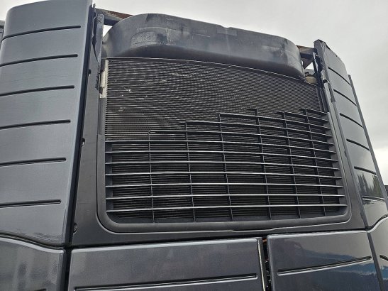 TRACON BURGERS BLOEMEN blumen flowers lbw! Tracon BURGERS BLOEMEN Blumen Flowers LBW! 2018 2 Refrigerated semi trailers im...