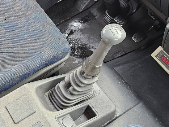 IVECO 120E24 EUROCARGO manual taillift 9659 2006 2 image 81