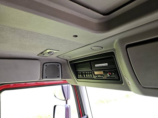 RENAULT PREMIUM 380 6x2 airco short cab PREMIUM 380 6X2 AIRCO SHORT CAB 2010 2 image 11