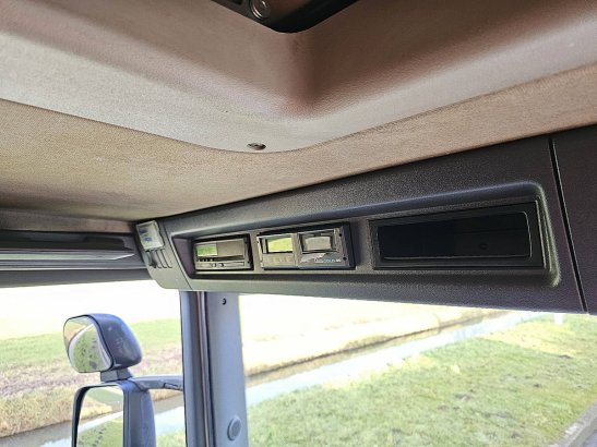 SCANIA P320 6x2*4 lamberet frigo P320 6X2*4 LAMBERET FRIGO 2016 2 image 5