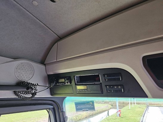MERCEDES-BENZ AROCS 1843 4x4 allrad pto mp5 Mercedes-Benz AROCS 1843 4X4 ALLRAD PTO MP5 2020 2 Tractor Units image 11