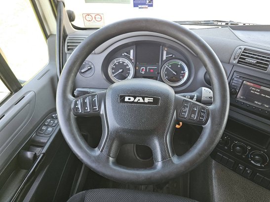 DAF CF 440 CF 440 2016 2 Tractor Units image 11