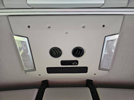 RENAULT T 480 high 13 liter 480 ps T 480 HIGH 13 LITER 480 PS 2022 2 Tractor Units image 25