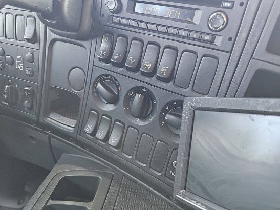 SCANIA P280 6x2*4 3212 2015 2 image 11
