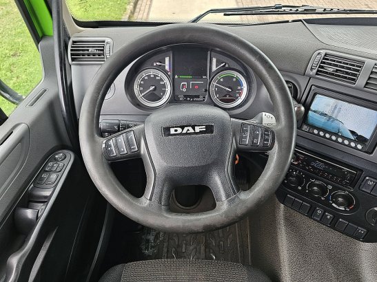 DAF CF 400 CF 400 2017 2 Tractor Units image 11