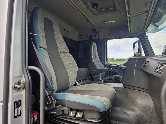 VOLVO FM 410 palfinger pk 34002sh FM 410 Palfinger PK 34002SH 2015 2 image 11