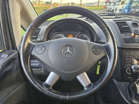 MERCEDES-BENZ VITO 116 Kompakt 4x4 ac automaat standkachel Mercedes-Benz Vito 116 Kompakt 4x4 ac automaat standkachel 2014...