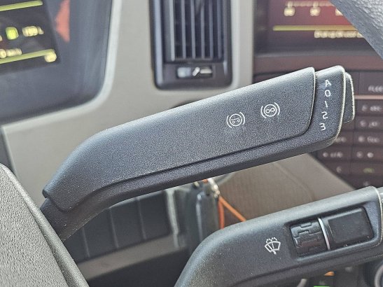 VOLVO FM 330 sleepercab nl-truck FM 330 SLEEPERCAB NL-TRUCK 2018 2 image 12