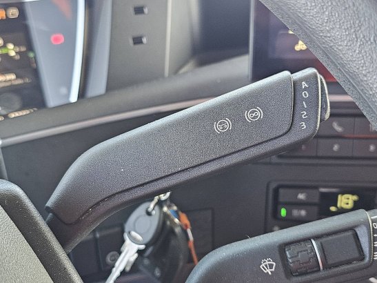 VOLVO FH 500 xl 590 2022 2 Tractor Units image 12
