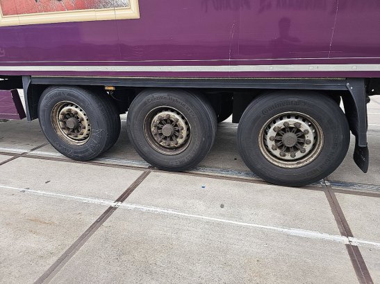 KRONE N/A carrier 1950 mt N/A CARRIER 1950 MT 2014 2 Refrigerated semi trailers image 12