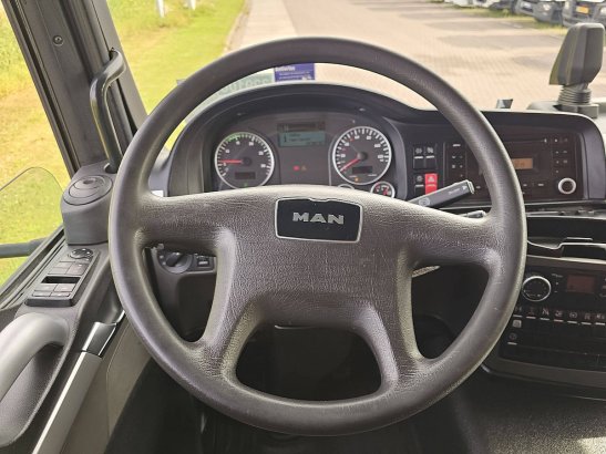 M.A.N. 18.340 TGM 3.000 kg taillift 18.340 TGM 3.000 KG TAILLIFT 2016 2 image 12