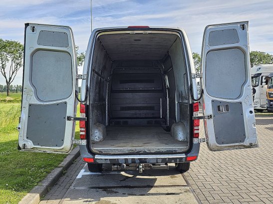 MERCEDES-BENZ SPRINTER 319 v6 3.0ltr ac aut Mercedes-Benz Sprinter 319 V6 3.0ltr ac aut 2011 2 Small Vans image 57