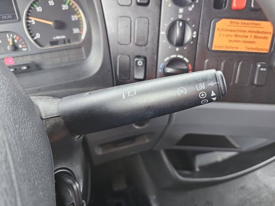 MERCEDES-BENZ ATEGO 1222 manual airco tk Mercedes-Benz ATEGO 1222 MANUAL AIRCO TK 2011 2 image 12