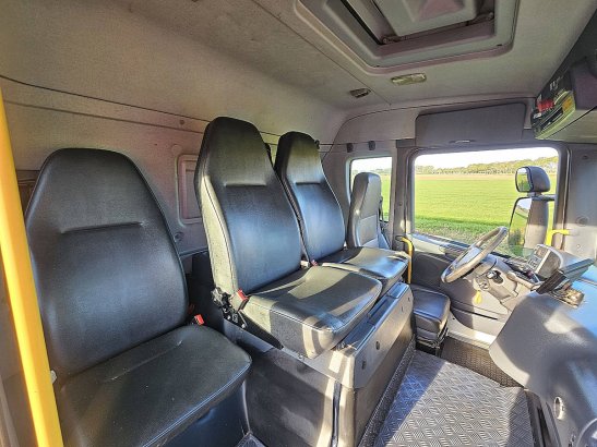 SCANIA P340 cng gas 6x2*4 vdk 10182 2015 2 image 28