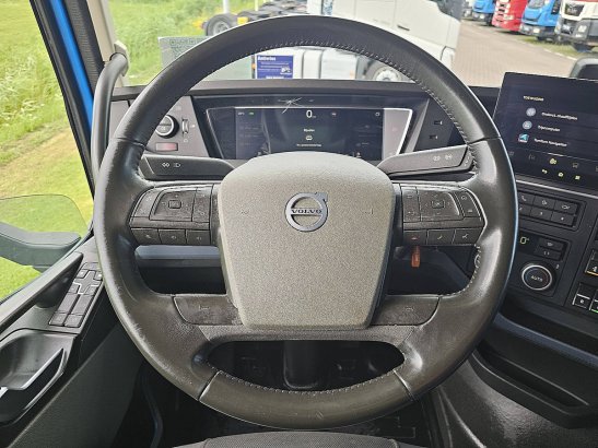VOLVO FH 460 fh5 2x tank veb+ ipc 590 2022 2 Tractor Units image 13