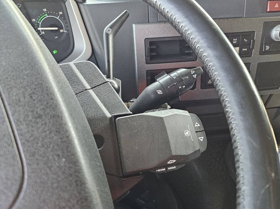 RENAULT T 460 lowdeck T 460 LOWDECK 2019 2 Tractor Units image 13