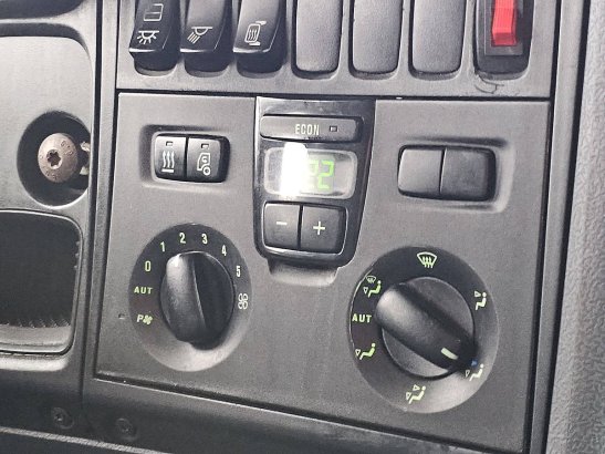SCANIA G420 highline adblue G420 HIGHLINE ADBLUE 2011 2 Tractor Units image 13