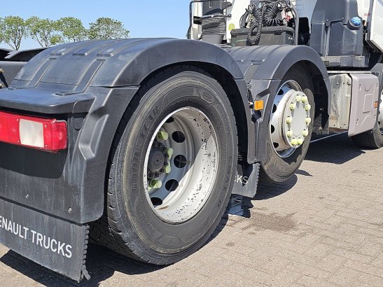RENAULT T 480 6x2 T 480 6x2 2019 2 Tractor Units image 13