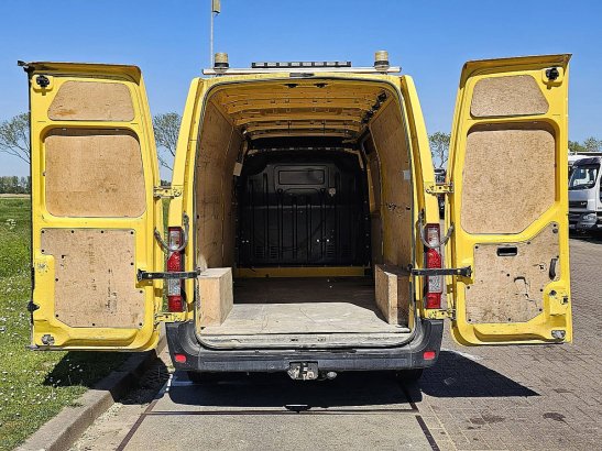 RENAULT MASTER 2.3 l3h2 maxi airco eur6 MASTER 2.3 L3H2 Maxi Airco Eur6 2018 2 Small Vans image 108