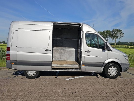 MERCEDES-BENZ SPRINTER 319 v6 3.0ltr ac aut Mercedes-Benz Sprinter 319 V6 3.0ltr ac aut 2011 2 Small Vans image 58