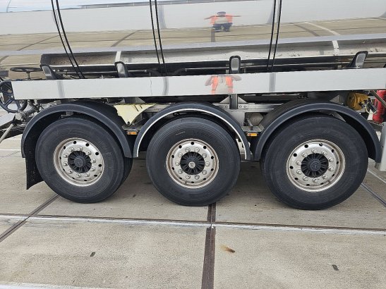 FELDBINDER TSA 30-BITUMEN Feldbinder TSA 30-BITUMEN 2019 2 Tanker semi trailers image 28