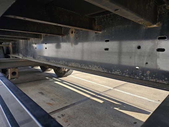 KOGEL CURTAINSIDER orten getranke Kögel CURTAINSIDER Orten Getranke 2014 2 image 34