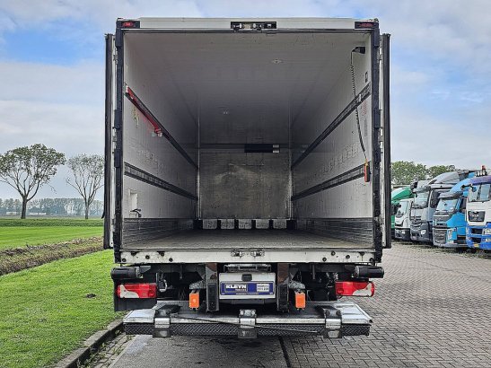 SCANIA P320 6x2*4 lamberet lift P320 6X2*4 LAMBERET LIFT 2017 2 image 2