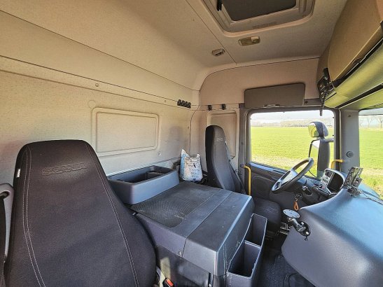 SCANIA P320 6x2*4 low entry P320 6X2*4 LOW ENTRY 2013 2 image 14