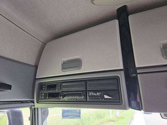 RENAULT T 480 high 13 liter 480 ps T 480 HIGH 13 LITER 480 PS 2022 2 Tractor Units image 18