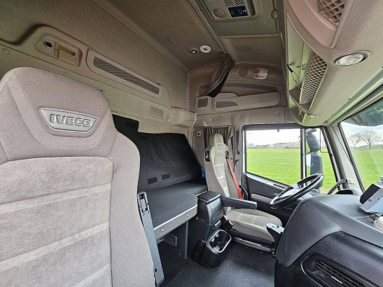 IVECO AS260S42 STRALIS 6x2 intarder alcoa's AS260S42 STRALIS 6X2 INTARDER ALCOA'S 2018 2 image 44