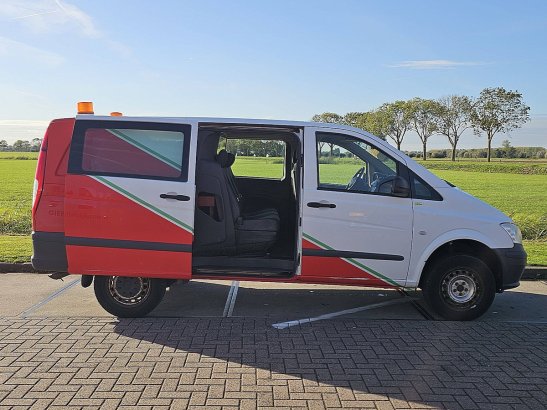 MERCEDES-BENZ VITO 116 L2 dubbele cabine 4x4 ac automaat standkachel Mercedes-Benz Vito 116 L2 dubbele cabine 4x4 ac autom...