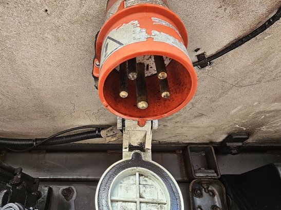 RENAULT MIDLUM 180.12 eev carrier taillift 701 2010 2 image 148