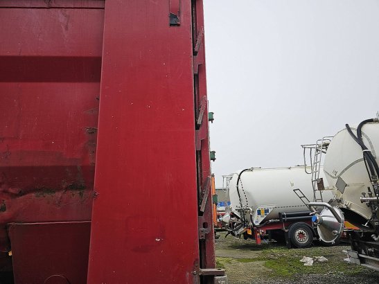 KEMPF SKM 35/3 SCHROTT 50m3 Kempf SKM 35/3 SCHROTT 50m3 2010 2 image 45
