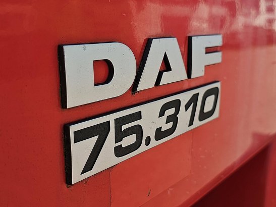 DAF CF 75.310 CF 75.310 2008 2 Tractor Units image 15