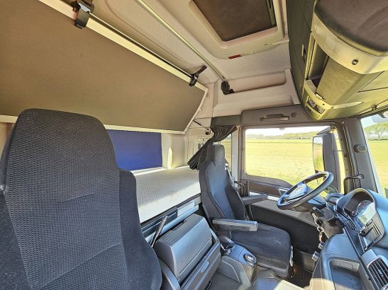 M.A.N. 18.400 TGS 18.400 TGS 2015 2 Tractor Units image 15