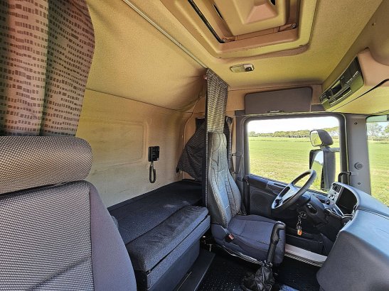 SCANIA R420 manual retarder R420 MANUAL RETARDER 2007 2 Tractor Units image 15