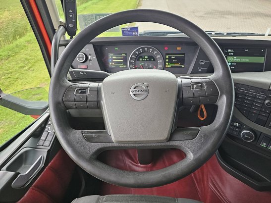 VOLVO FH 460 6x2 485tkm 590 2020 2 Tractor Units image 15