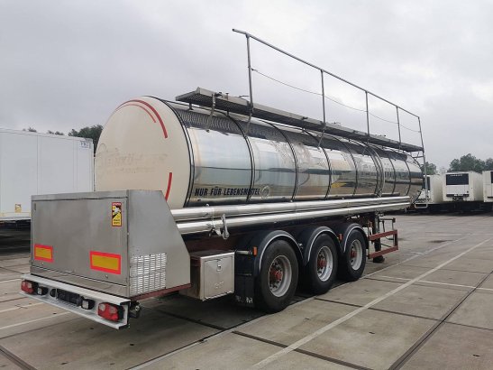 MAGYAR SR 34 FOODSTUFF pump webasto 25m3 Magyar SR 34 FOODSTUFF PUMP WEBASTO 25M3 1997 2 Tanker semi trailers image 77