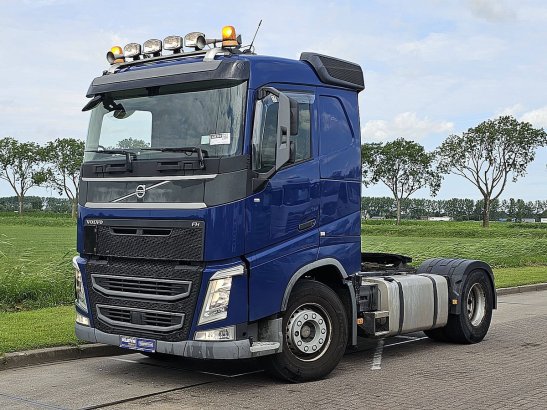 VOLVO FH 460 low roof 590 2018 2 Tractor Units image 36