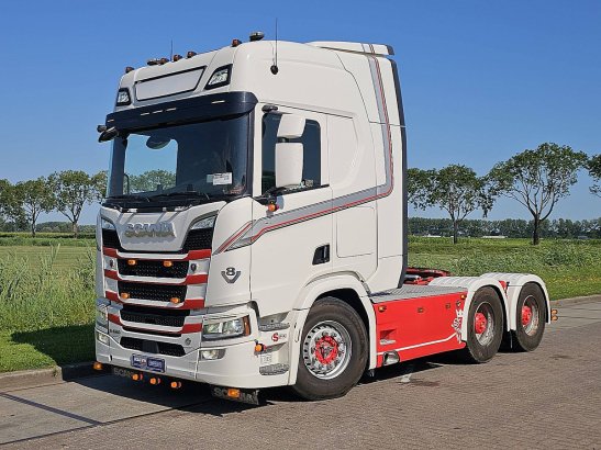 SCANIA R520 v8 6x4 ret.pto+hid R520 V8 6x4 RET.PTO+HID 2019 2 Tractor Units
