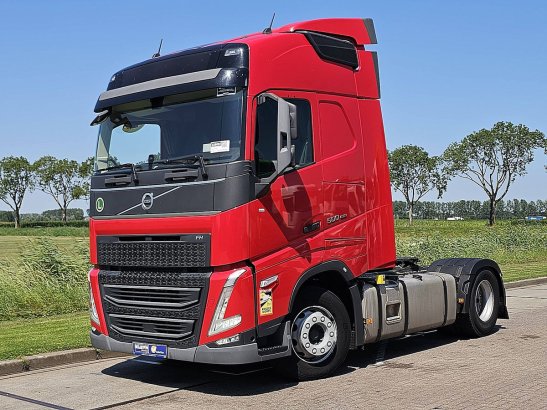VOLVO FH 500 ful spoiler i-park c 590 2023 2 Tractor Units image 2