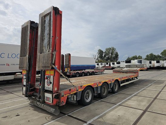 NOOTEBOOM MCOS-48-03 3 ASSEN GEDWONGEN GESTUURD, 3X HYDRAULIC STEERING, HYDRAULIC RAMPS Nooteboom MCOS-48-03 3 ASSEN GEDWO...