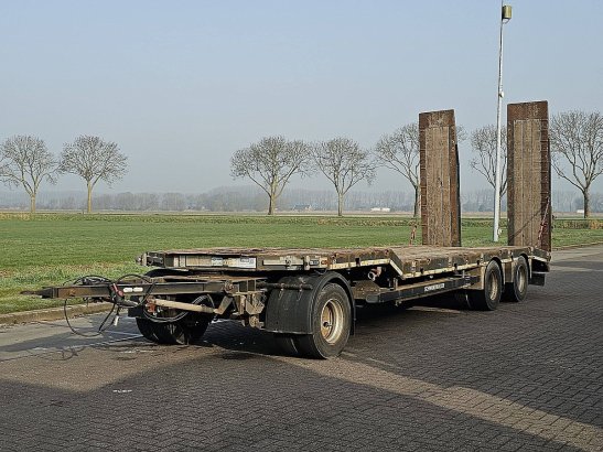 SCHWARZMUELLER SB-BI 3 ACHS rampen 30t full st. SCHWARZMUELLER SB-BI 3 ACHS RAMPEN 30T FULL ST. 2017 2 Lowloader trailers ...