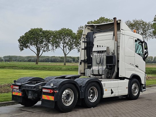 VOLVO FH 500 6x2 steered pto+hydr 590 2020 2 Tractor Units image 3