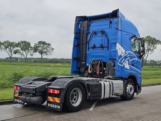 VOLVO FH 460 fh5 2x tank veb+ ipc 590 2022 2 Tractor Units image 17