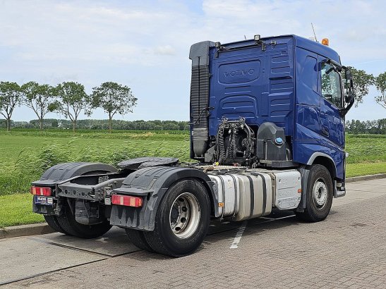 VOLVO FH 460 low roof 590 2018 2 Tractor Units image 5